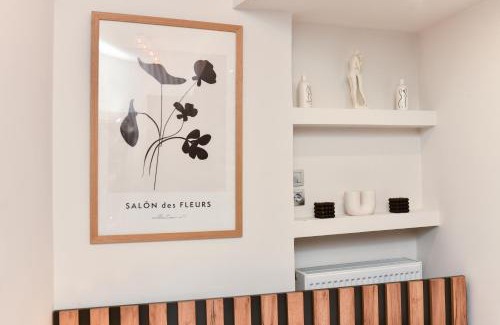 Larissa Apartment | Comfy Dots 1