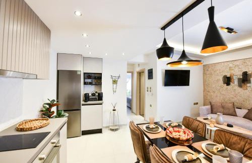 Larissa Apartment | Comfy Dots 2