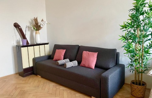 Dobling Apartment | Comfy Flat Near Metro Station