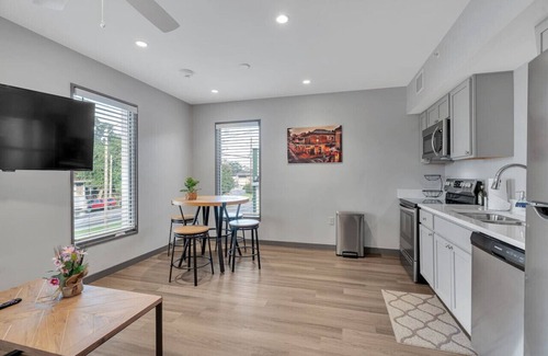 New Orleans Hotel | Comfy New Build in Bywater by FQ/Frenchman+Parking