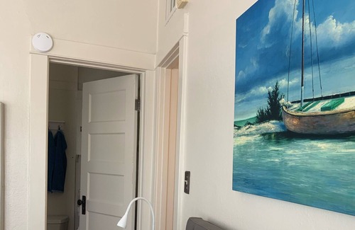 West University House | Comfy one bed, one bath walking distance to the UofA and Downtown Tucson!