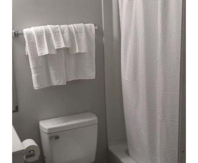 Conyers House | Comfy Quarters