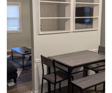 Conyers House | Comfy Quarters
