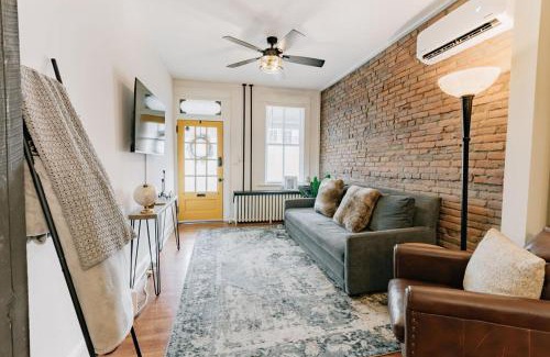 Lancaster House | Comfy renovated townhome - heart of Downtown Lancaster