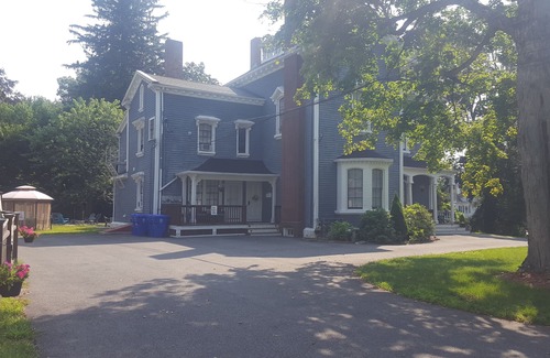 Taunton Apartment | Comfy+Spacious/King Bed /FreeParking