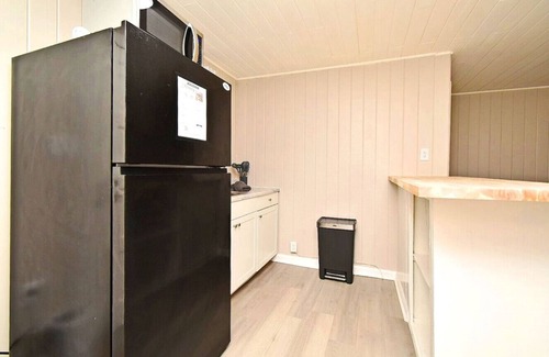 Winter Garden Apartment | Comfy Studio Apartment