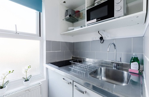 Harrow Road Apartment | Comfy Studio Vibrant West London,Near Paddington