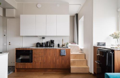 Alppiharju Apartment | Comfy Top Floor Studio Apt in Centre of Helsinki