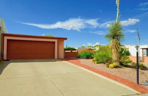 Villages of Green Valley House | COMING SOON - CURRENTLY BEING RENOVATED. Townhome with unparalleled views!