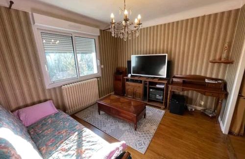 Goise-Champommier-Champclairot House | -Comme à la Maison- Jardin, Véranda, Idéal familles et Business