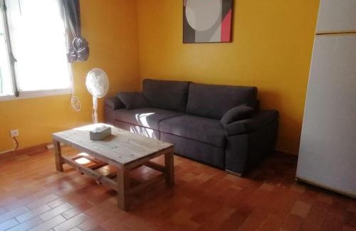 La Crau House | Comme à la maison, T3 tout confort pour 8, jardin au calme