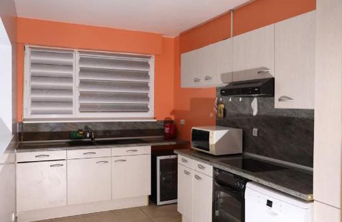 Saint-Louis Apartment | Commealamaison