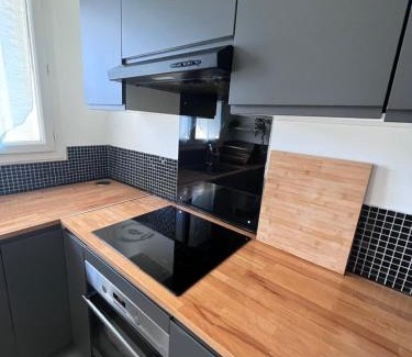 Noisy-le-Sec Apartment | Commerce à proximité et 10 minute de la gare