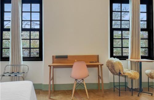 Abernessia Apartment | Commercial Center Wi-Fi Garage Home Office