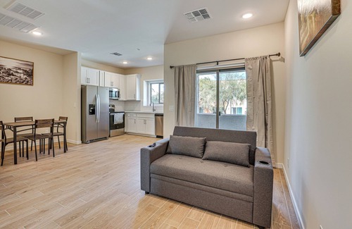Desert View Condo | Community Pool & Hiking Trails: Phoenix Condo!