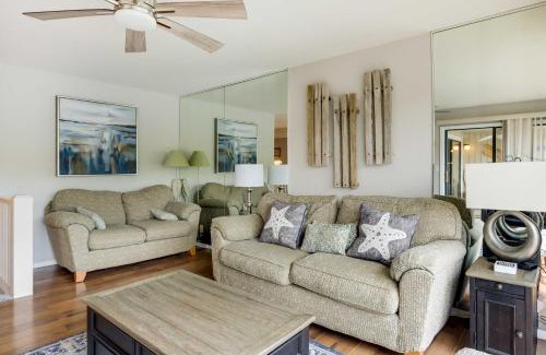 Osage Beach Apartment | Community Pool Lakefront Osage Beach Condo!