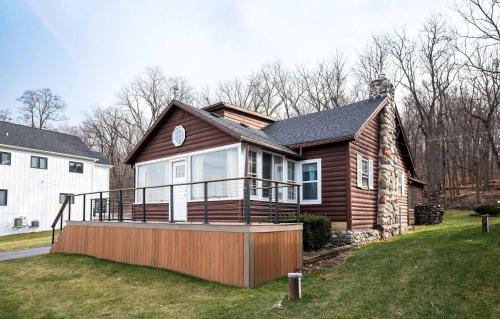 Lake Geneva House | Como Collection - 2 Homes 2 Lakes 1 Rental