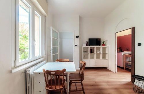 Como Apartment | Como Gateway by Quokka 360 - Between Como and Switzerland