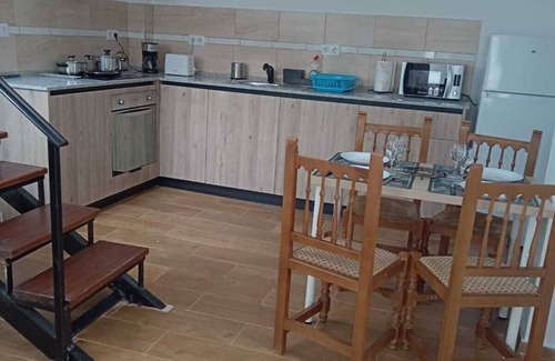 Albolote Apartment | Comodo Apartamento Para dos Parejas o Familia