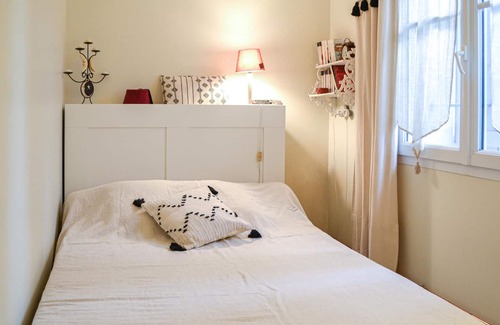 Salies-de-Bearn Apartment | Compact and lovingly furnished vacation apartment in Salies de Bearn.