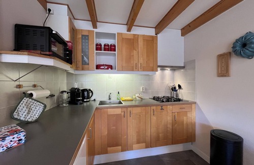 Midsland Apartment | Compact apartment with sunny terrace and extra toilet on bedroom floor.