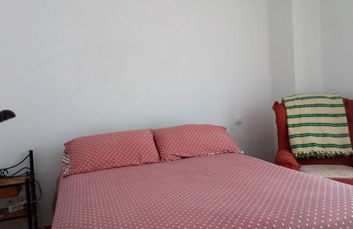 Santander Apartment | Complete apartment near the airport. Next to the English Court shopping center.