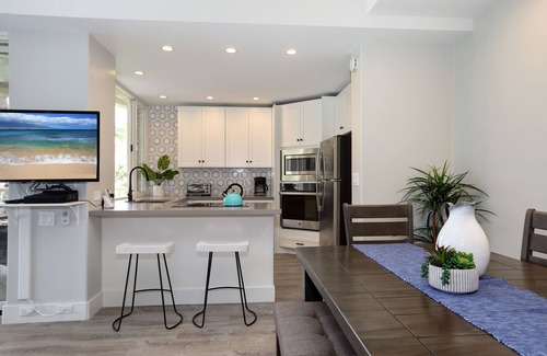 Wailea Condo | COMPLETE REMODEL! BRAND NEW EVERYTHING! AC and POOL!
