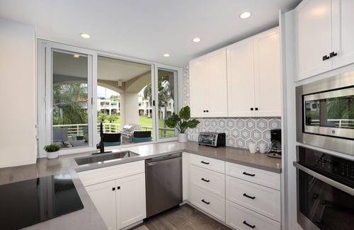 Wailea Condo | COMPLETE REMODEL! BRAND NEW EVERYTHING! AC and POOL!
