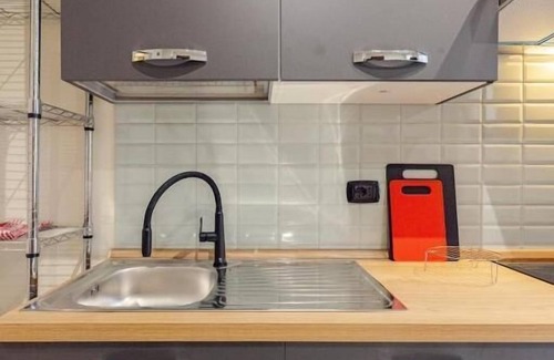 Lingotto Apartment | Complete with everything, Metro Fairs University Hospitals, Casa Lingotto