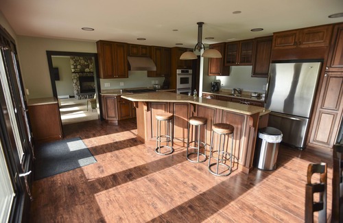 Duluth House | Completely remodeled 4bd/2ba Lake Home, Near Snowmobile Trails and a Gas Station
