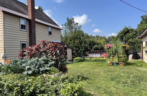 Ishpeming House | Completely remodeled lower unit in historic 1880's house.