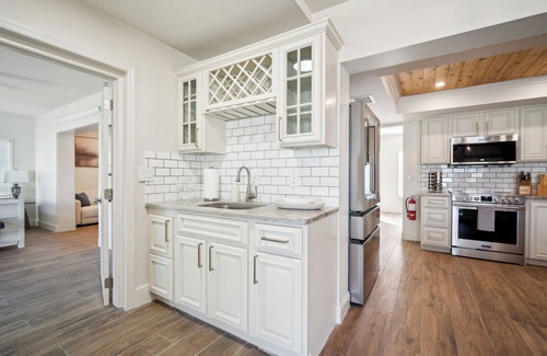 Bay Crest Park House | Completely Reno'd Luxury Canalfront Tampa Bay Home