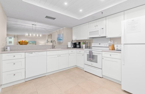 Indian Shores Apartment | Completely Renovated 3BR 2BA Gulf Front Heated Pool, Sleeps 11