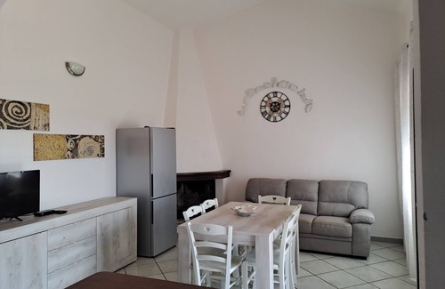 Case Peschiera-Lu Fraili House | Completely renovated house with large garden on three sides