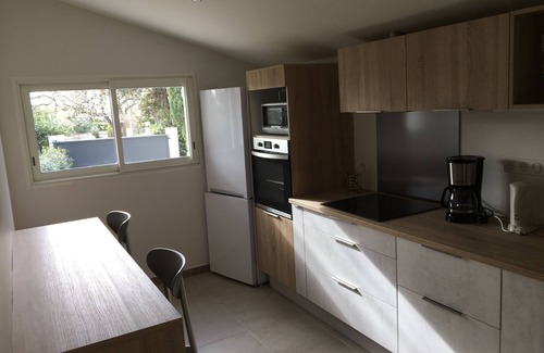 Les Angles House | Completely renovated villa, 6 people, at the gates of Avignon