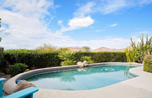 Legend Trail House | Completely Renovated 1 Level Home - 3BR / 2BA /Pool