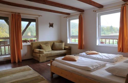 Arpasu de Sus Resort | Complex Pastravaria Albota