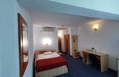 Pitesti Hotel | Complex Turistic Cornul Vanatorului