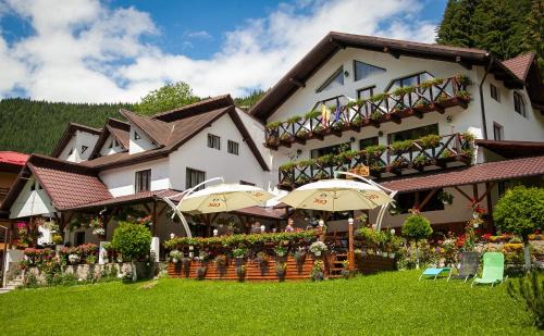 Moeciu de Sus Hotel | Complex Turistic Luminita
