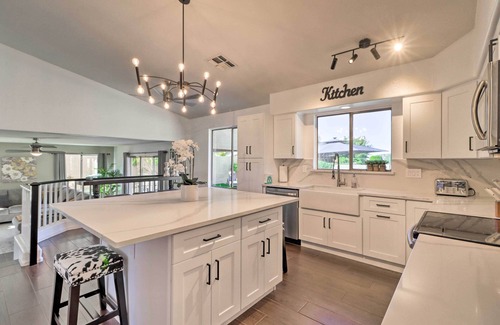Estrella Mountain Ranch House | Complimentary Heated Pool: Goodyear Getaway!