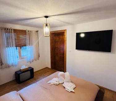 Bughea de Sus House | Conacul Perla Bratiei