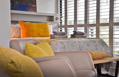Stellenbosch Central Apartment | Concord Modern Apartment in Stellenbosch