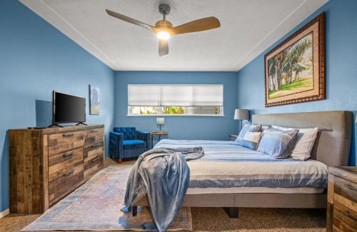 Melbourne Beach Apartment | Condo - 2 min walk to beach