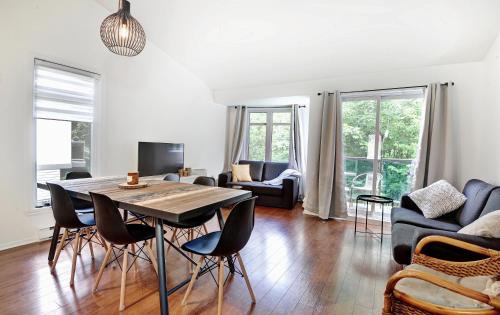 Stoneham Apartment | Condo 49 Chemin de la Corniche by Les Chalets Alpins