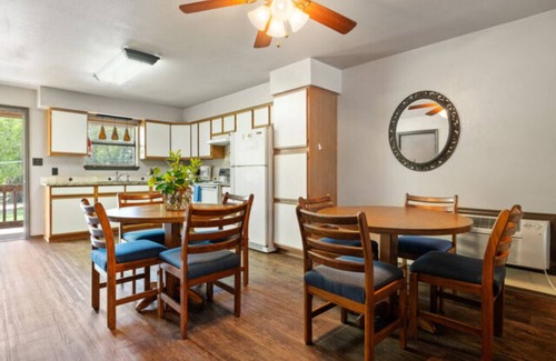 Burnet Condo | Condo A - Two Bedroom Condo