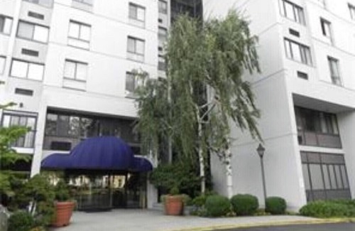 Stamford Condo | Condo /Entire Apartment