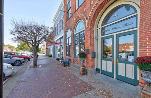 Pella Apartment | Condo in Pella- Steps to Shops, Bakeries, and Iconic Windmill!