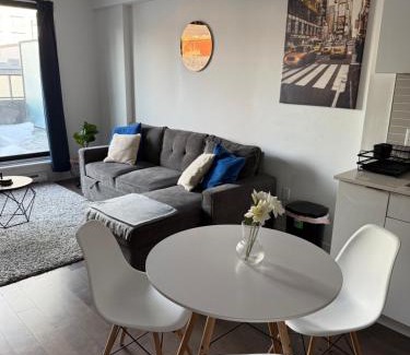 Downtown Montreal Apartment | Condo in the heart of downtown Montreal