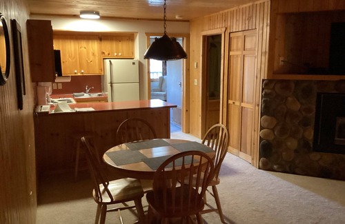 Breezy Point Condo | Condo located in Breezy Point, MN, next to lakes, golf courses and restaurants.
