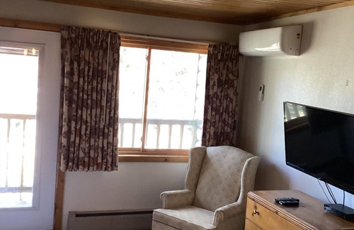 Breezy Point Condo | Condo located in Breezy Point, MN, next to lakes, golf courses and restaurants.